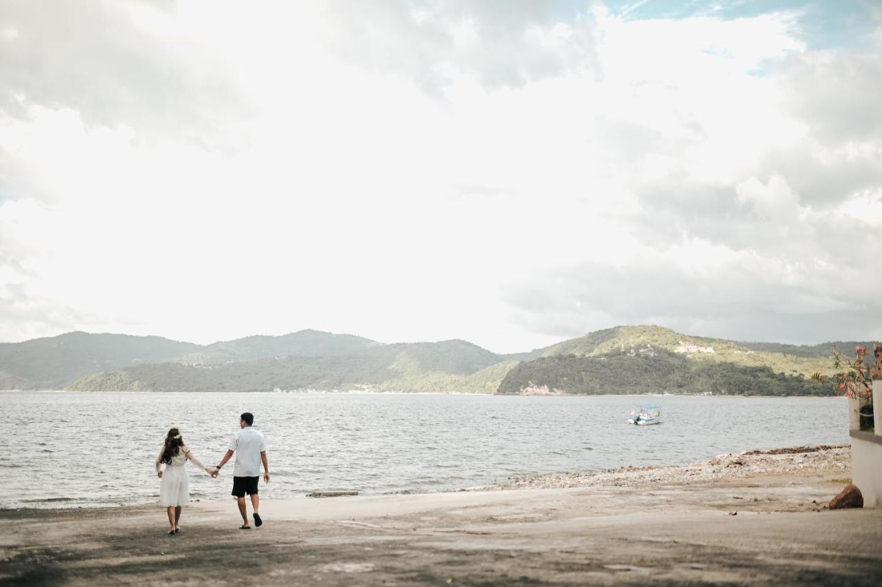 Amor Laut Mabini  Kültér fotó